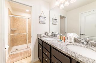 Paradise Found - Sensational 6 Bed Home W/Peloton - Kissimmee - 6