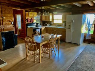 Garden Grove Retreat & Lodging near Pictured Rocks, Fayette, Trails - Garden - 3