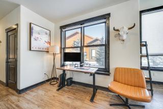 8 Mi to Keystone Resort Mtn-View Townhome - 6