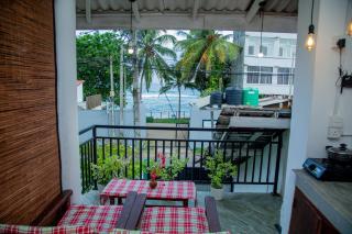 Shiny Villa - 4