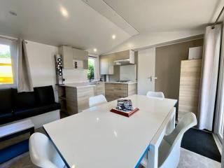 Bungalow neuf avec belle terrasse couverte et piscine - Corcieux - 3