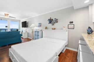 Pelican Walk 309 - 1