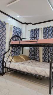 2 Bedroom 2 Storey Near Robinsons Marasbas - - 2