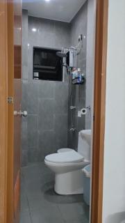 2 Bedroom 2 Storey Near Robinsons Marasbas - - 1
