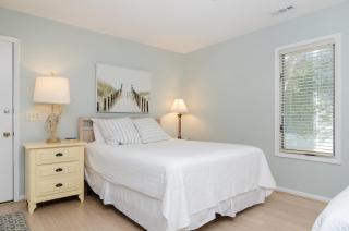 Sandy Paws by Bryant Real Estate - Wrightsville Beach - 2