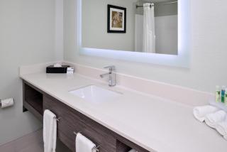 Holiday Inn Express Hotel & Suites Bonita Springs/Naples by IHG - Bonita Springs - 9