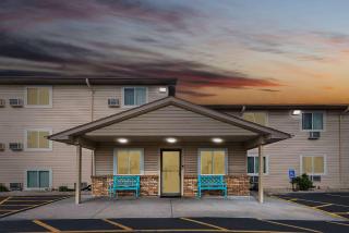 Super 8 by Wyndham Council Bluffs IA Omaha NE Area - 5