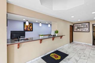 Super 8 by Wyndham Council Bluffs IA Omaha NE Area - Council Bluffs - 3