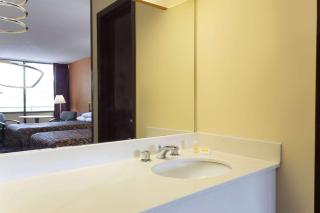 Days Inn by Wyndham Raleigh South - Raleigh - 6