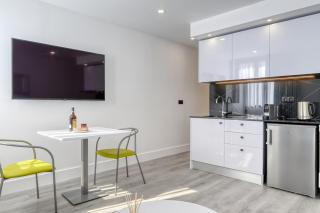 BSE15 Apartments 4J, a Home in Madeira - Funchal - 3