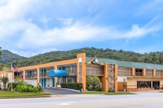 Days Inn by Wyndham Clayton - Clayton - 6