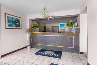 Days Inn by Wyndham Clayton - Clayton - 2