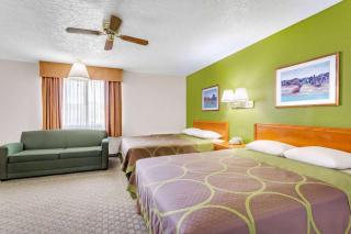 Super 8 by Wyndham Price - Price - 4