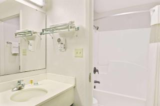 Travelodge Suites by Wyndham MacClenny I-10 - Macclenny - 6