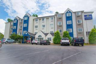 Microtel Inn & Suites by Wyndham Daphne - Daphne - 0