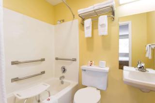 Days Inn by Wyndham Chincoteague Island - Chincoteague - 1