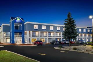 Days Inn & Suites by Wyndham Warren - Warren - 5
