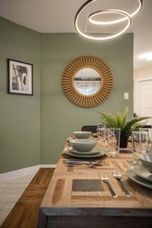Tropical Rainforest Retreat, 3BR Oasis and Free Parking - Longueuil - 8