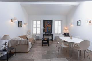 Maison Julia- Triplex avec rooftop terrasse vue sur mer et cathédrale, 10 mins à pieds du palais et plages - Cannes - 0