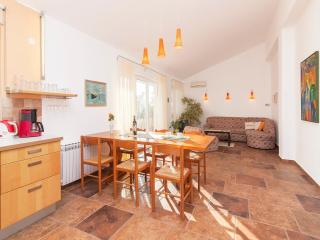 Apartments Ceja near sea - 3