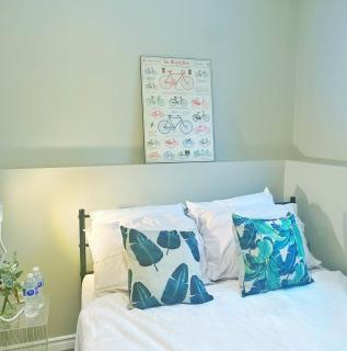 Family Comfort Stay - 2 Bedroom Apartment - Barrie - 9