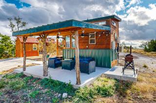 Green Cabin on the Ranch - Harper - 9