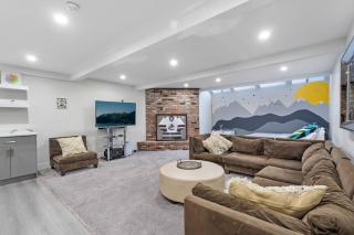 Cozy Basement Apartment with Skylights - Vancouver - 0