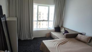 Luxury Room by the Sea Stunning View, King Bed, and Cozy Living Space - Room inside Apartment - Adschman - 3