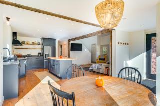 Near Okemo Slopes Peaceful Home with Trail Access - Andover - 3