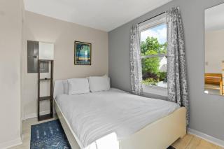 South Haven 5BR Near Lake Michigan - 9