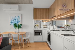 WOW Apartment on Hancock Southbank - 9