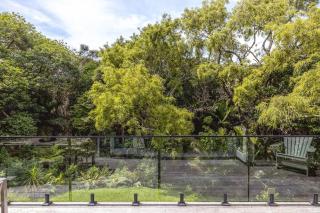 Hillside Hideaway - - 8