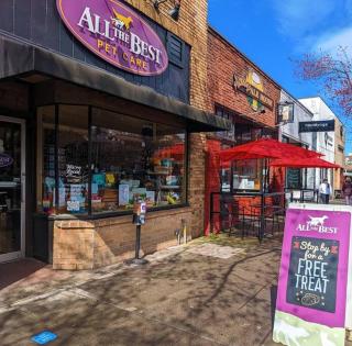 Central Queen Anne Home, Walking Score 96 - 2