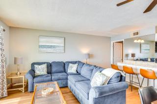 Steps to Shore PCB Condo with Pool Access and Views! - Panama City Beach - 6