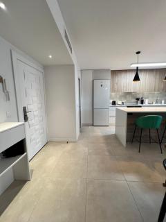 Modern 2 Bedroom Apartment with sea views - Torremolinos - 9