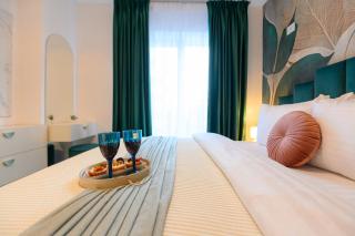 Stylish 1BR & Balcony in North Business District - 8