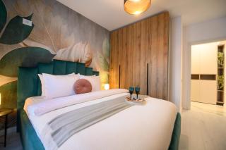 Stylish 1BR & Balcony in North Business District - 6