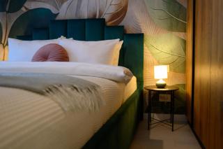 Stylish 1BR & Balcony in North Business District - 5