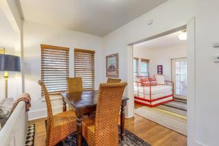Clarksville Cottage - Austin - 5