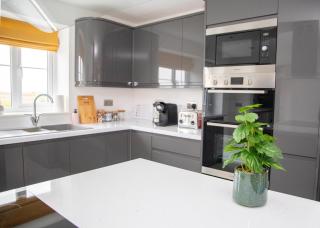 4x Bed Luxurious Home With a View - Downham Market - 9