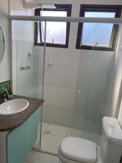 Apartamento no Guarujá Pintagueiras 1 quadra do mar - 2 vagas - próx ao shopping, feirinha, barzinhos e restaurantes - 1