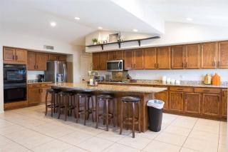 Private paradise with pool heater, spa, billiards - Avondale - 1