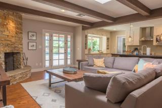Spacious Kierland oasis with pool heater, spa, BBQ - Phoenix - 5