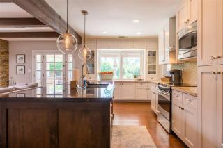 Spacious Kierland oasis with pool heater, spa, BBQ - 1