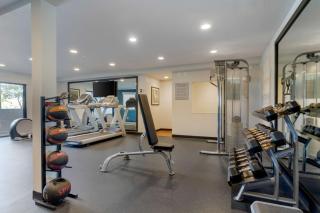 Best Western Plus Novato Oaks Inn - Novato - 3
