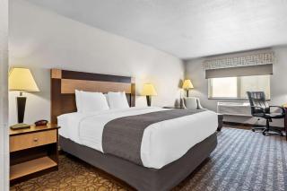 Best Western Sawtooth Inn and Suites - 2