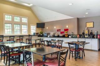 Best Western Plus Cold Spring - 2