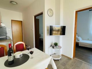 Apartmani Mare Domus, Mandre - Mandre - 2