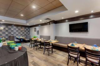 Best Western Plus Toronto Airport Hotel - Mississauga - 8