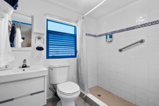 City-View Balcony One-Bedroom PH 4 Guests MM6 - 9